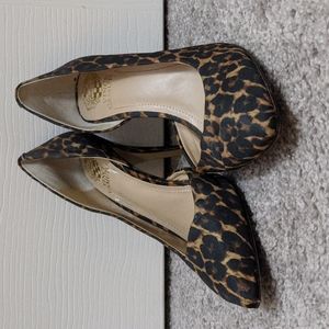 Vince Camuto Heels leopard 8.5